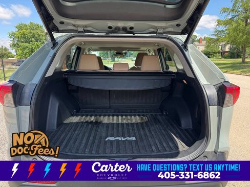 Used 2020 Toyota RAV4 XLE w/ Convenience Package AWD/4WD image 31
