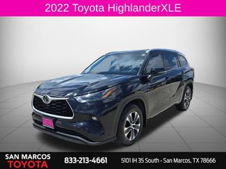 Used 2022 Toyota Highlander XLE FWD video 1