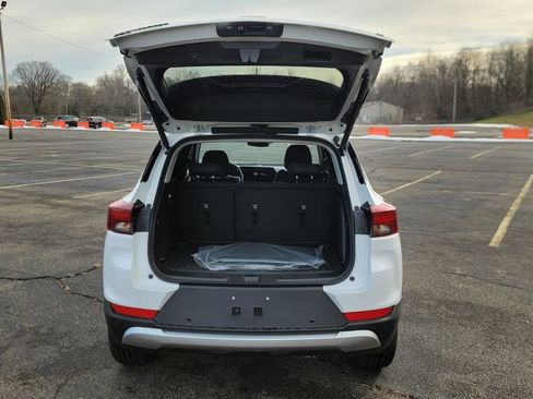 New 2026 Chevrolet TrailBlazer LT w/ Convenience Package image 11