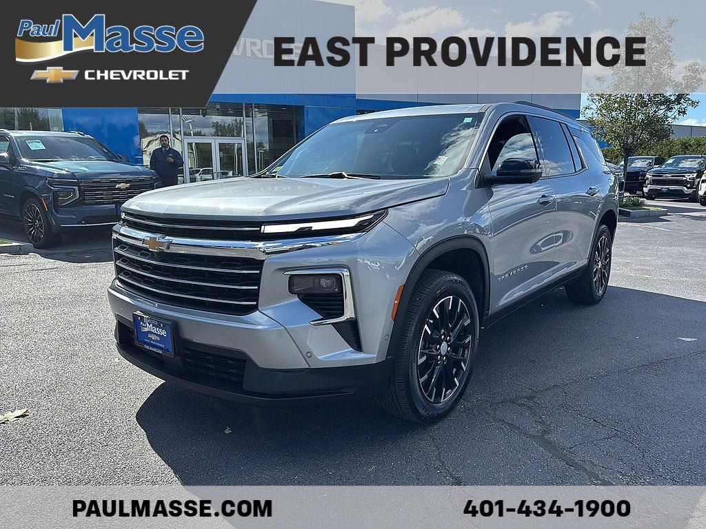 Certified 2024 Chevrolet Traverse LT w/ Enhanced Driving Package AWD/4WD image 1