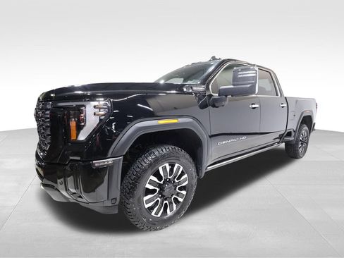 Used 2025 GMC Sierra 3500 Denali Ultimate AWD/4WD image 8