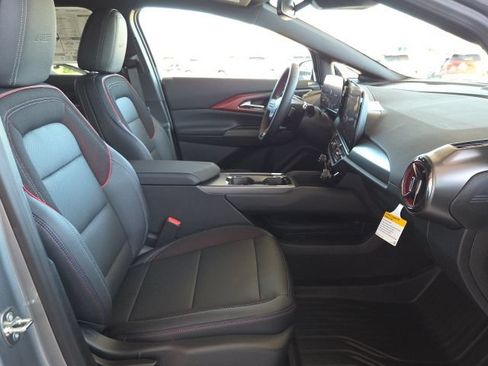 New 2026 Chevrolet Equinox EV RS FWD image 23