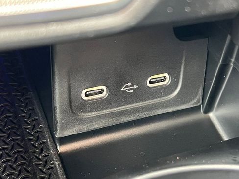 New 2026 Mercedes-Benz C 300 4MATIC Sedan image 32