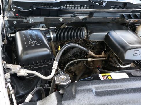 Used 2018 RAM 1500 Big Horn image 39