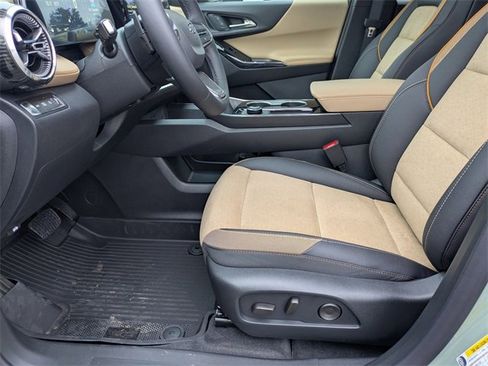 New 2026 Chevrolet Equinox ACTIV w/ Convenience Package III image 10