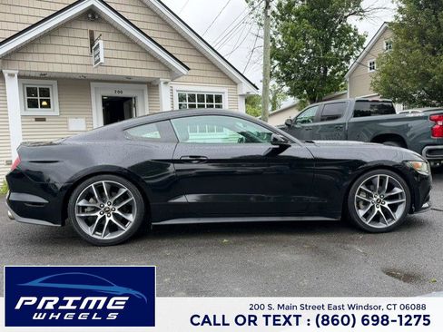 Used 2015 Ford Mustang Premium RWD image 8