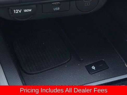 Used 2025 Hyundai Elantra SEL FWD image 19
