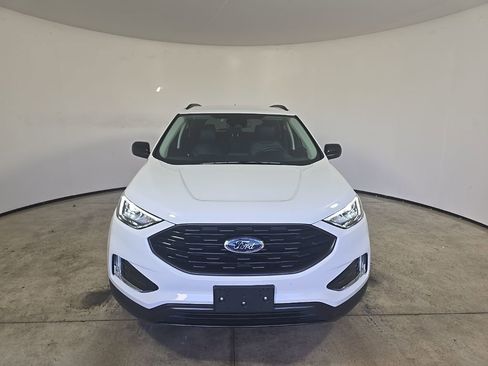 Used 2024 Ford Edge SEL w/ Sport Appearance Package image 3