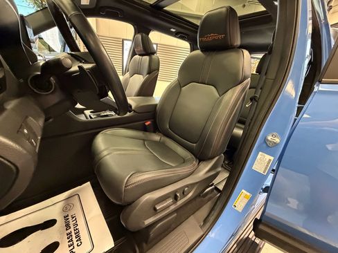 Used 2024 Honda Pilot TrailSport image 9