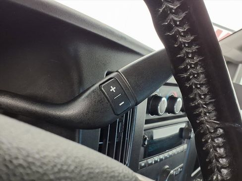 Used 2018 Chevrolet Express 2500 Extended w/ Driver Convenience Package image 16