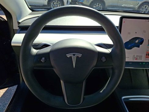 Used 2021 Tesla Model 3 Long Range AWD/4WD image 21