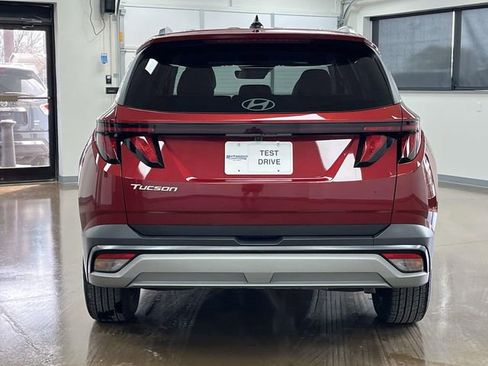 Certified 2025 Hyundai Tucson SEL image 6