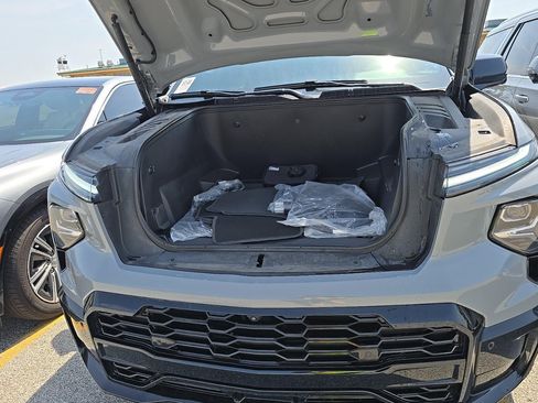 Used 2025 Chevrolet Silverado EV RST AWD/4WD image 15