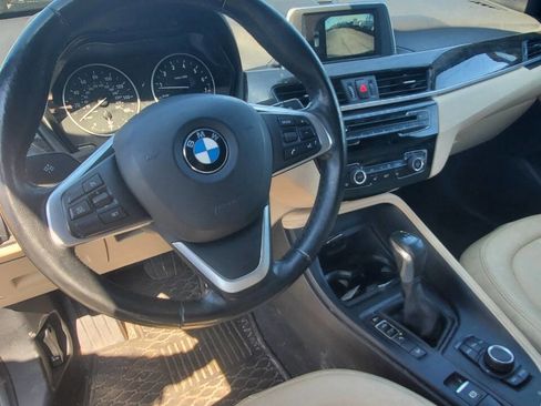 Used 2018 BMW X1 xDrive28i AWD/4WD image 11