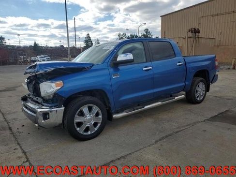 Used 2017 Toyota Tundra Platinum image 3