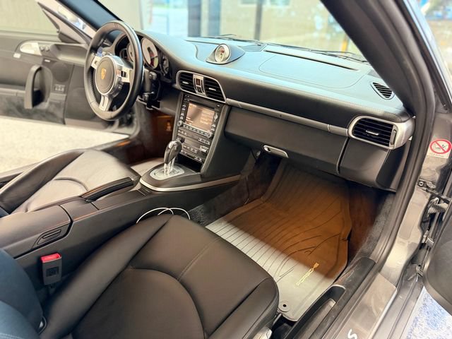 Used 2009 Porsche 911 Carrera S RWD image 24