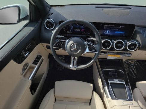 Certified 2026 Mercedes-Benz GLA 250 image 17