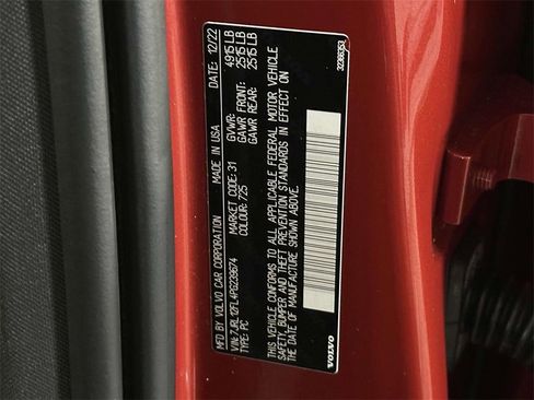 Used 2023 Volvo S60 B5 Plus image 30