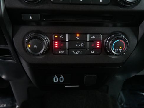 Certified 2018 Ford F150 XLT w/ Equipment Group 302A Luxury image 23