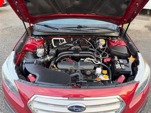 Used 2017 Subaru Outback 2.5i Premium AWD/4WD image 11