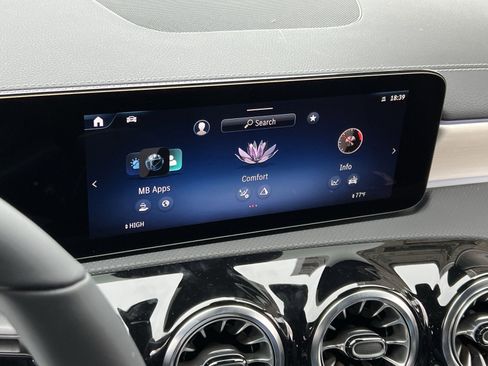 New 2026 Mercedes-Benz CLA 250 4MATIC image 18