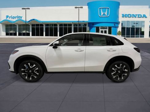 New 2026 Honda HR-V EX-L image 2