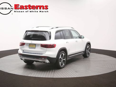Used 2025 Mercedes-Benz GLB 250 w/ Exclusive Package image 42