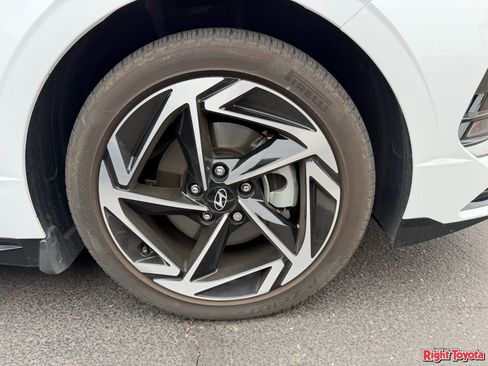 Used 2024 Hyundai Sonata SEL w/ Convenience Package FWD image 7
