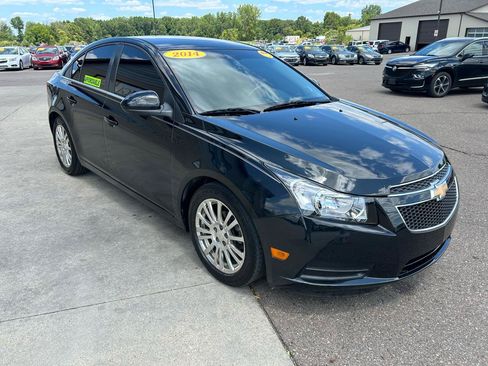 Used 2014 Chevrolet Cruze Eco w/ Enhanced Safety Package FWD image 3