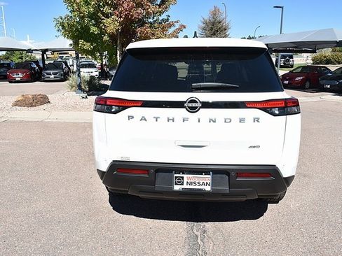Certified 2023 Nissan Pathfinder S w/ Cargo Package image 8