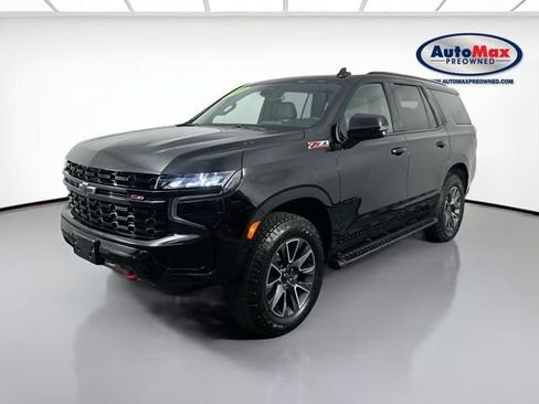 Used 2023 Chevrolet Tahoe Z71 w/ Luxury Package AWD/4WD image 3