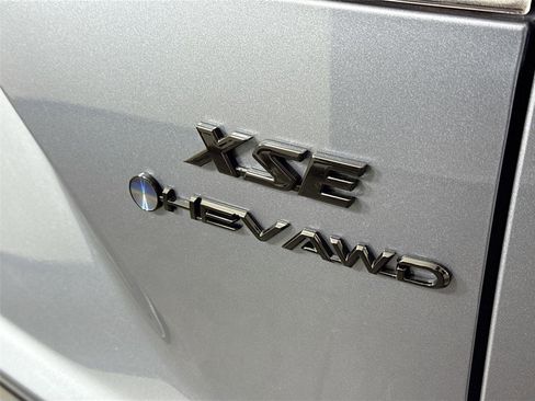 Certified 2025 Toyota Corolla Cross XSE image 15