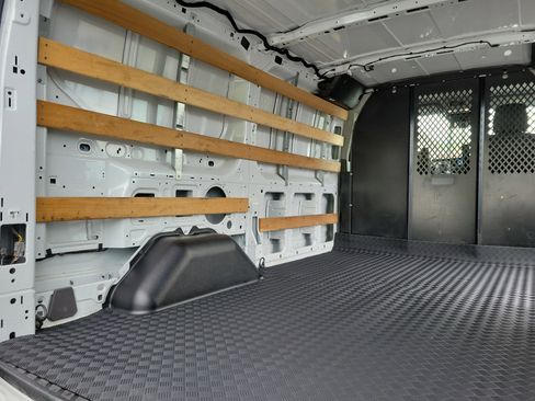 Used 2023 Ford Transit 250 Low Roof image 9