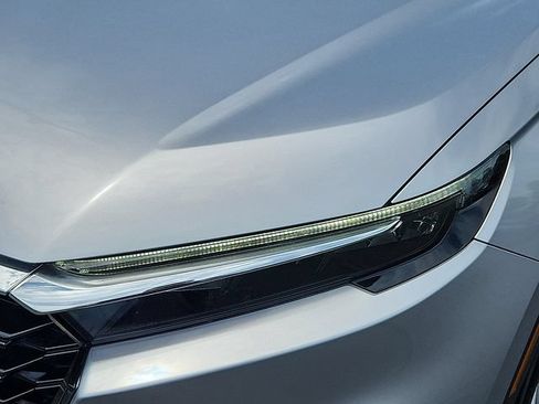 Certified 2023 Honda CR-V EX image 9