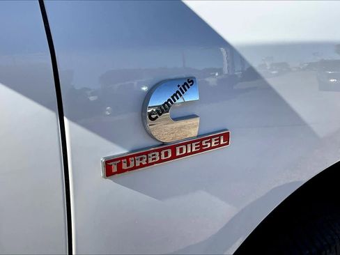 Used 2024 RAM 2500 Big Horn w/ Off Road Package image 9