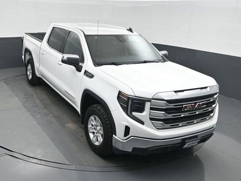 Used 2023 GMC Sierra 1500 SLE AWD/4WD image 36