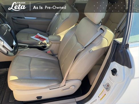 Used 2012 Chrysler 200 Limited image 7