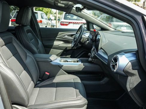 New 2026 Chevrolet Equinox EV LT w/ LPO, All-Weather Mat Package AWD/4WD image 15