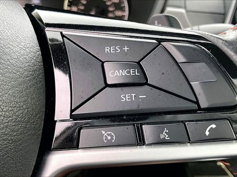 Used 2023 Nissan Altima 2.5 SR image 11