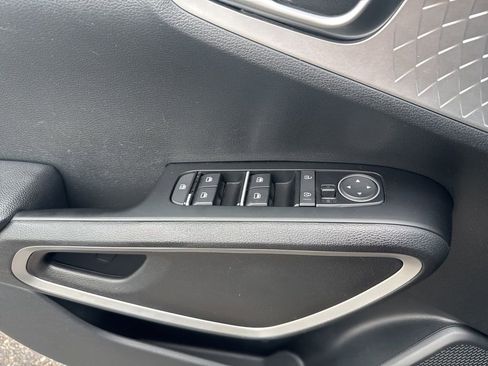 Used 2024 Kia Soul LX w/ Option Group 015 image 27