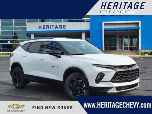 New 2026 Chevrolet Blazer LT w/ Convenience Package AWD/4WD image 1
