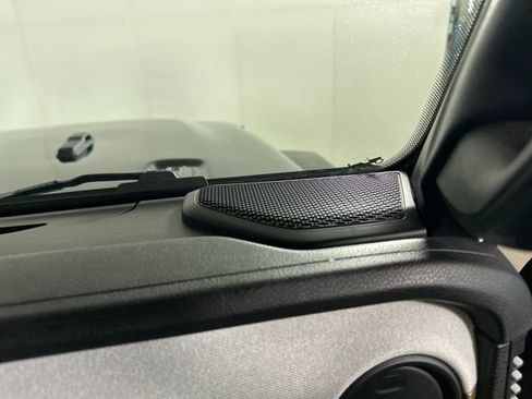 Used 2024 Jeep Wrangler Unlimited w/ Convenience Group image 29