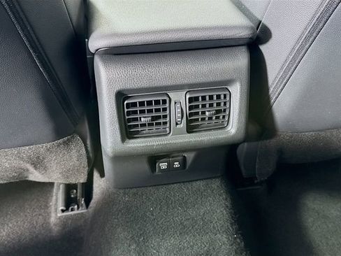 Used 2025 Toyota Camry SE FWD image 25