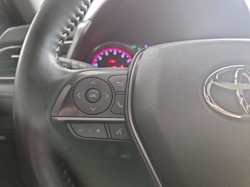 Used 2021 Toyota Camry XSE image 16