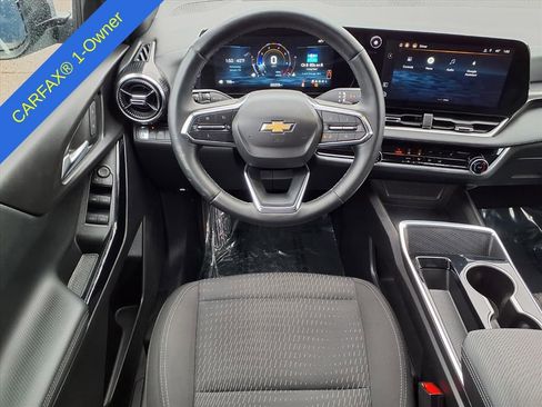 Used 2025 Chevrolet Equinox LT image 12