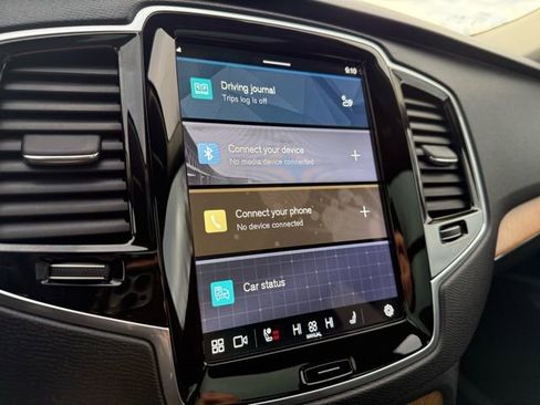 Used 2024 Volvo XC90 B6 Plus w/ Protection Package Premier image 25