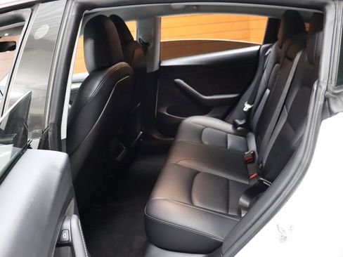 Used 2023 Tesla Model 3 Standard Range image 31