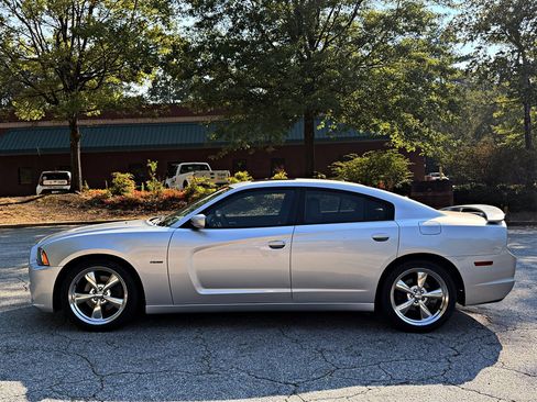 Used 2012 Dodge Charger R/T RWD image 8