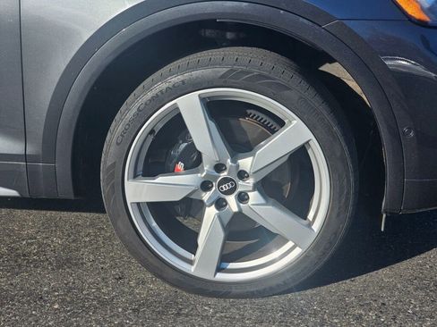 Used 2022 Audi SQ5 Prestige image 9