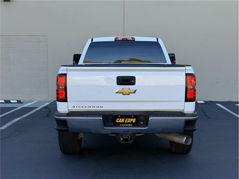Used 2016 Chevrolet Silverado 2500 LT AWD/4WD image 5